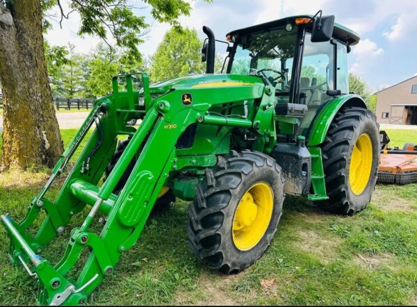 2021 John Deere 6105E